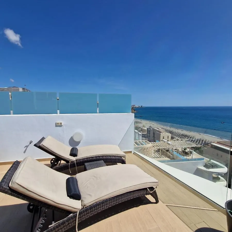 Duplex Con Vistas Impresionantes contacts